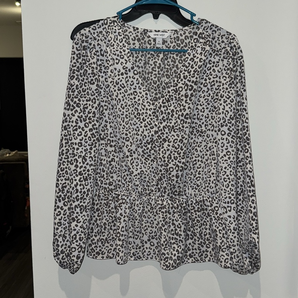 Leopard Print Long Sleeve Blouse